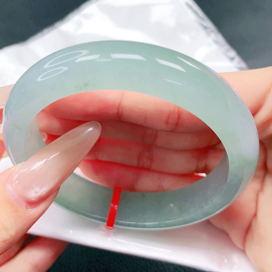 翡翠未镶嵌手镯57