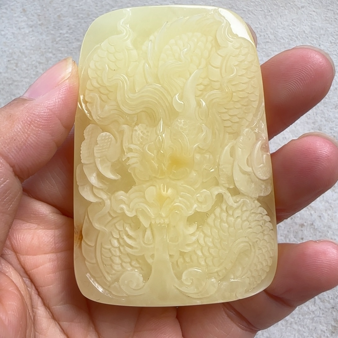 蜜蜡未镶嵌珠宝奇石