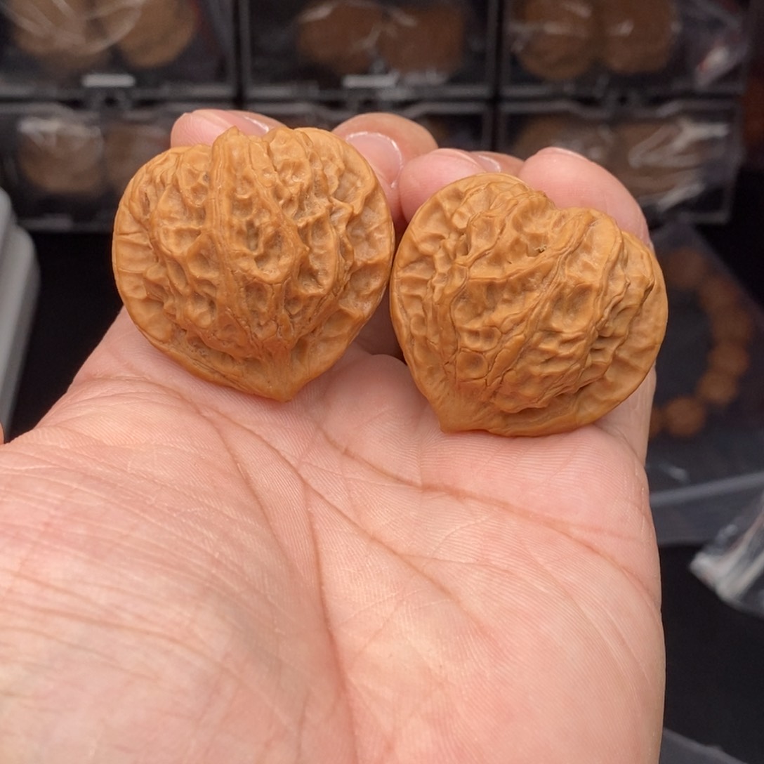 核桃把件 38左右野生图图