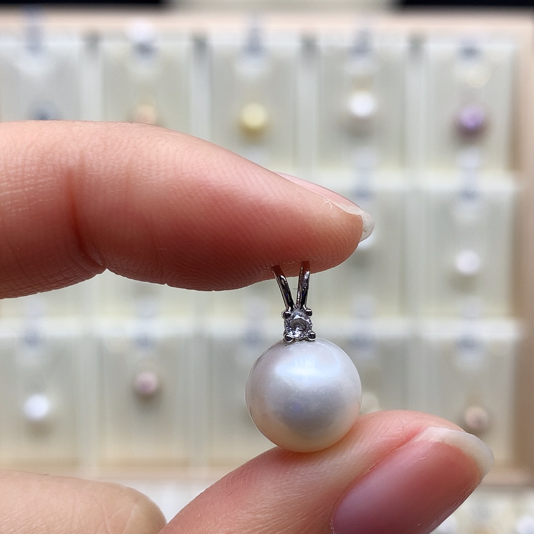 淡水珍珠颈饰合金