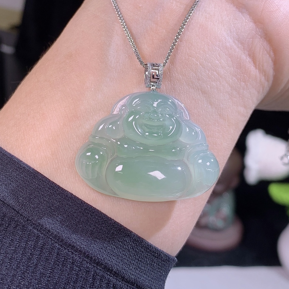 缅甸天然A货翡翠镶嵌18k金老坑晴绿佛公吊坠一刀切厚庄27×36×6.7