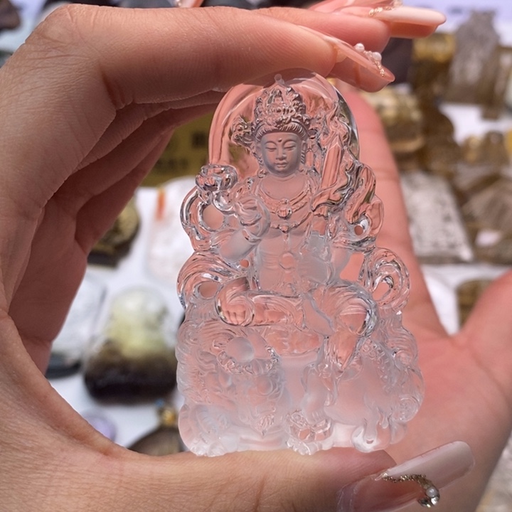 水晶颈饰未镶嵌“****”