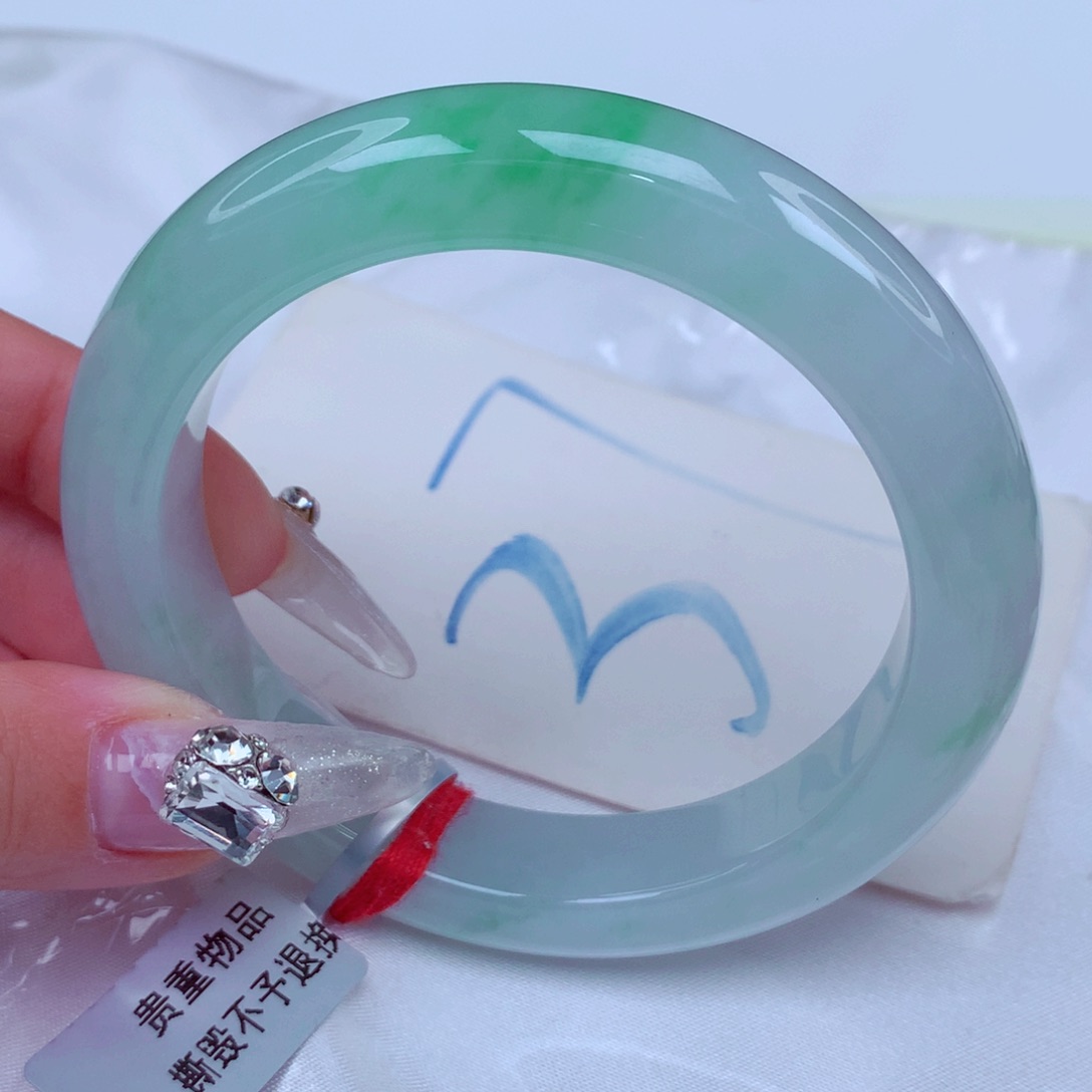 翡翠手镯未镶嵌天然缅甸翡翠A货手镯