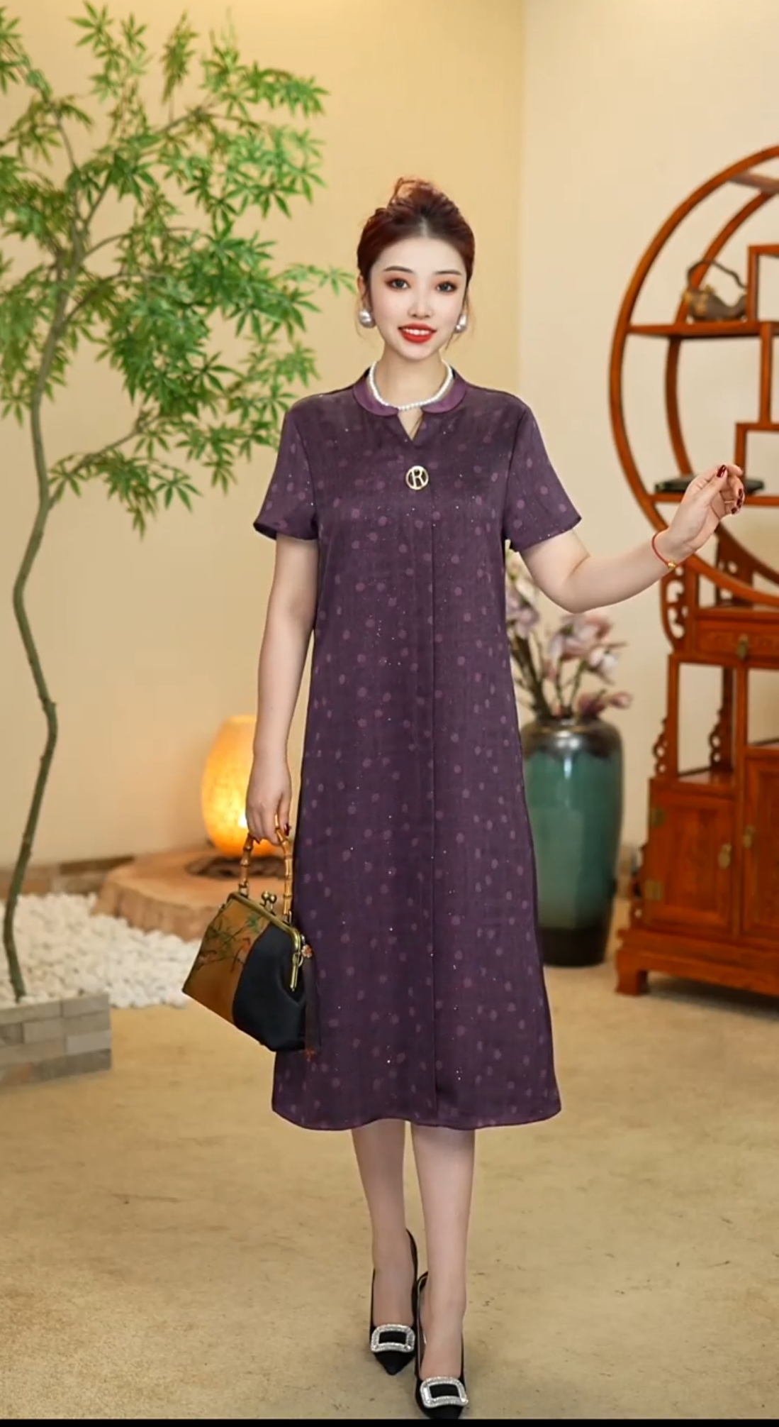 DM  8828减龄V领波点显瘦舒适透气中老年款妈妈裙