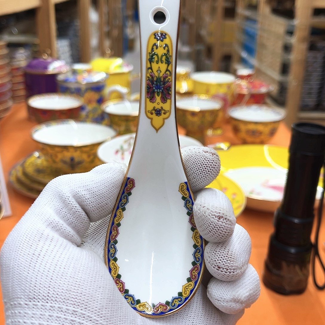 瓷小勺子6个！n n n n n