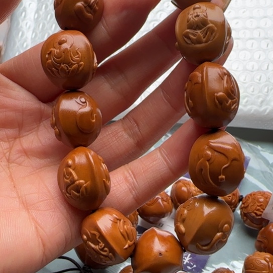 手串橄榄核橄榄雕工艺的