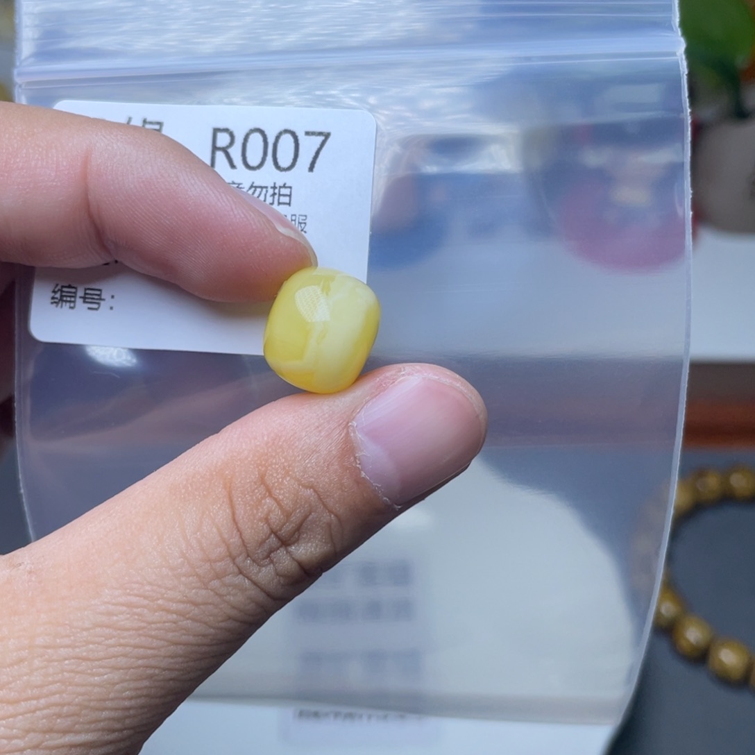 琥珀未镶嵌珠宝奇石小***1