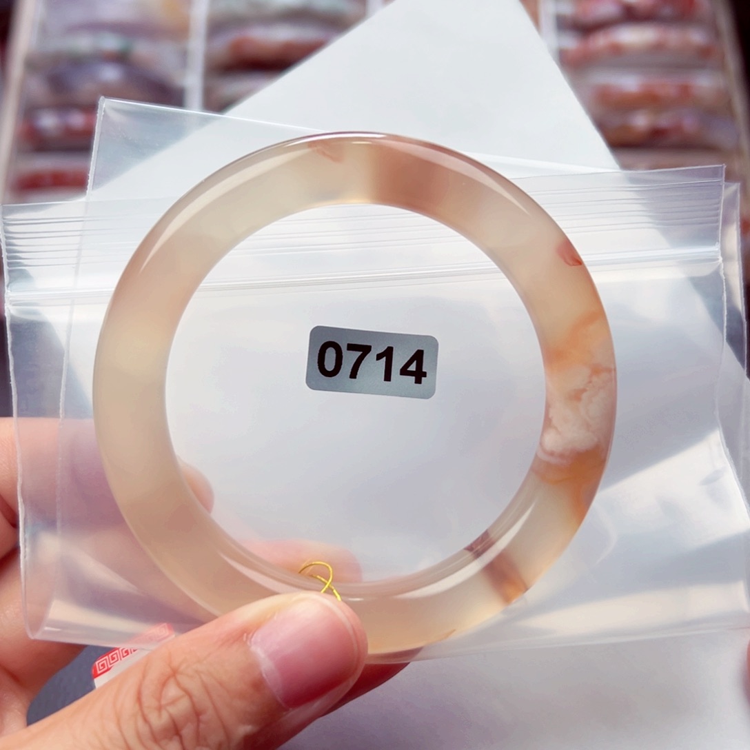 手镯玛瑙/玉髓未镶嵌K*