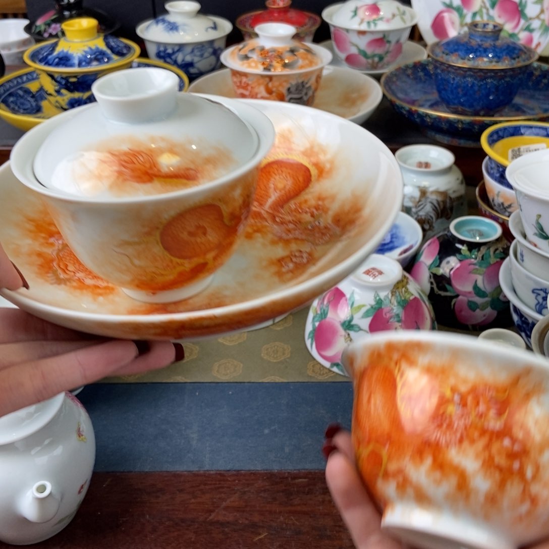 陶瓷艺术家的作品是一种