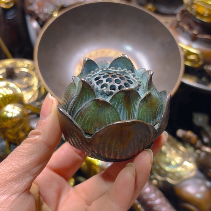 铜器摆件收收藏藏