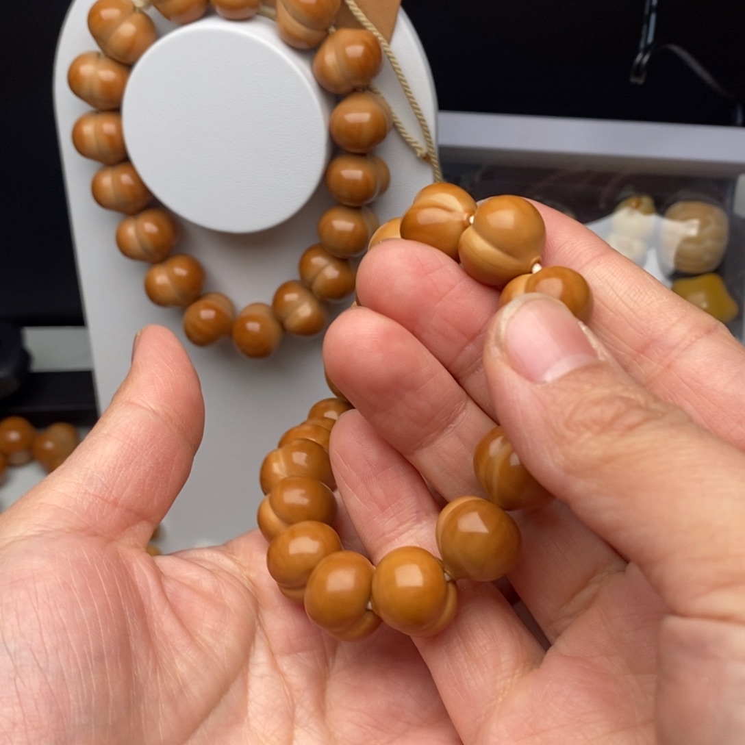 吊坠猴头核桃皮桃