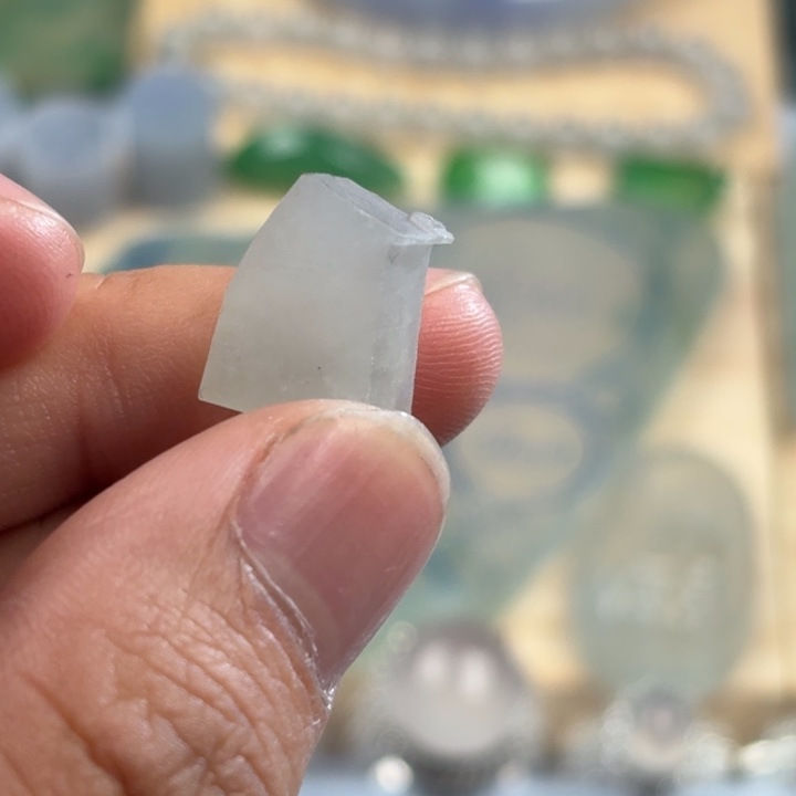 定制翡翠未镶嵌天然缅甸翡翠片料