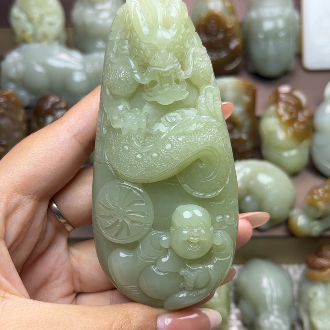 未镶嵌和田玉把件