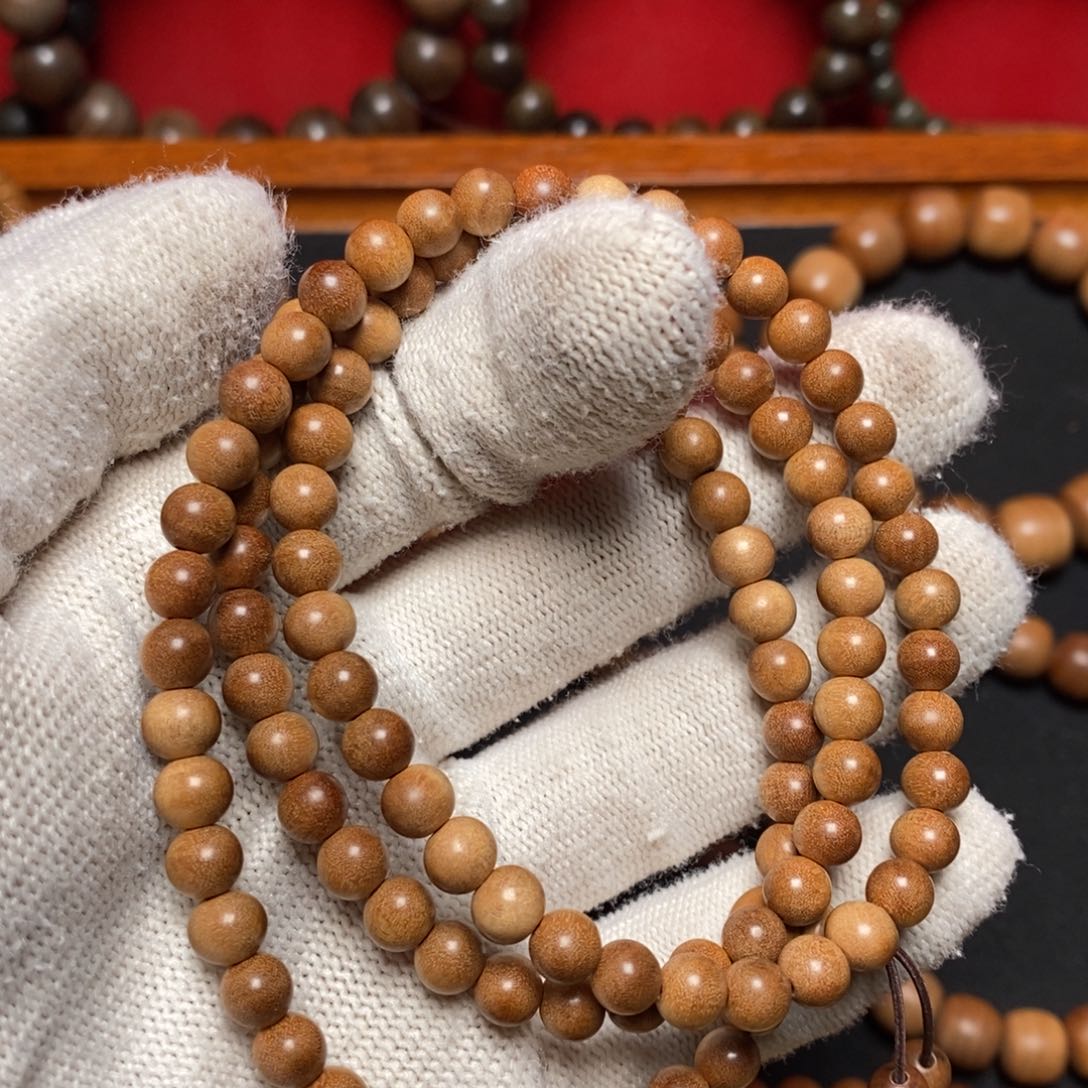 檀香木其他刘*花06横纹 老山檀香 椭圆珠体验价