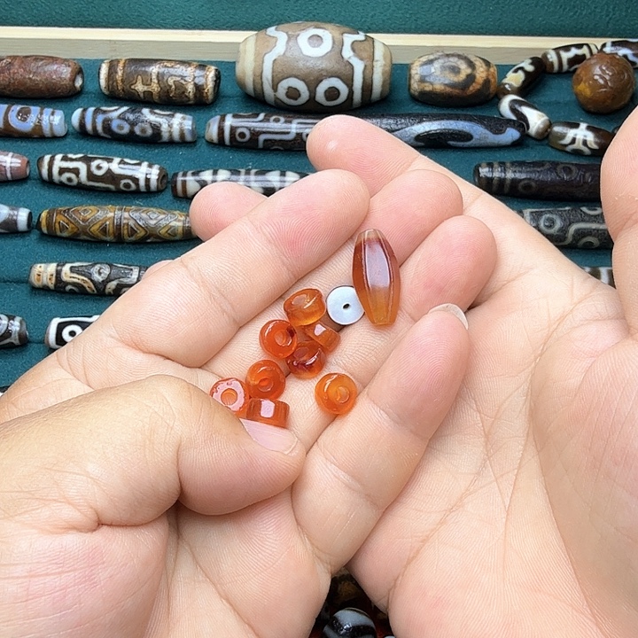 慧***儿未镶嵌颈饰玛瑙/玉髓