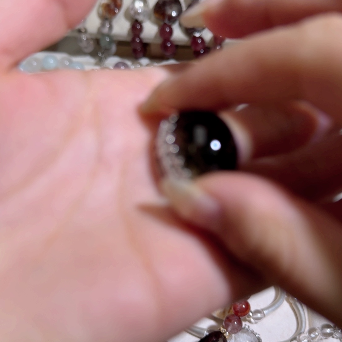 G***o手链银S925镶嵌水晶悄悄地