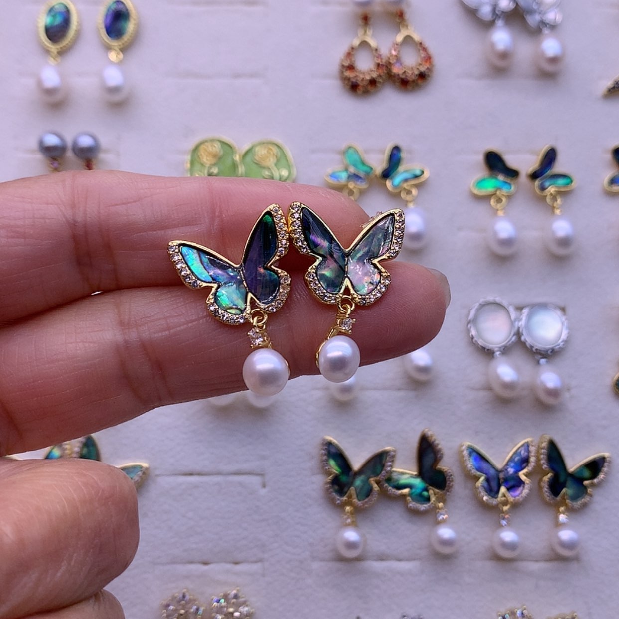 【闪购商品】淡水珍珠耳饰合金