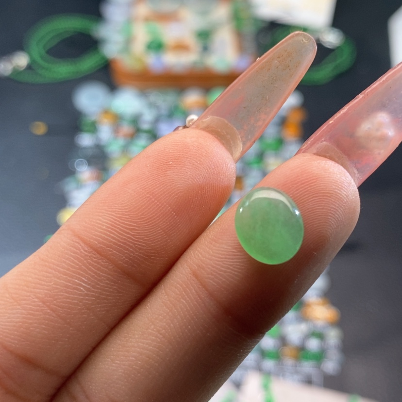 【闪购商品】翡翠挂件未镶嵌蛋