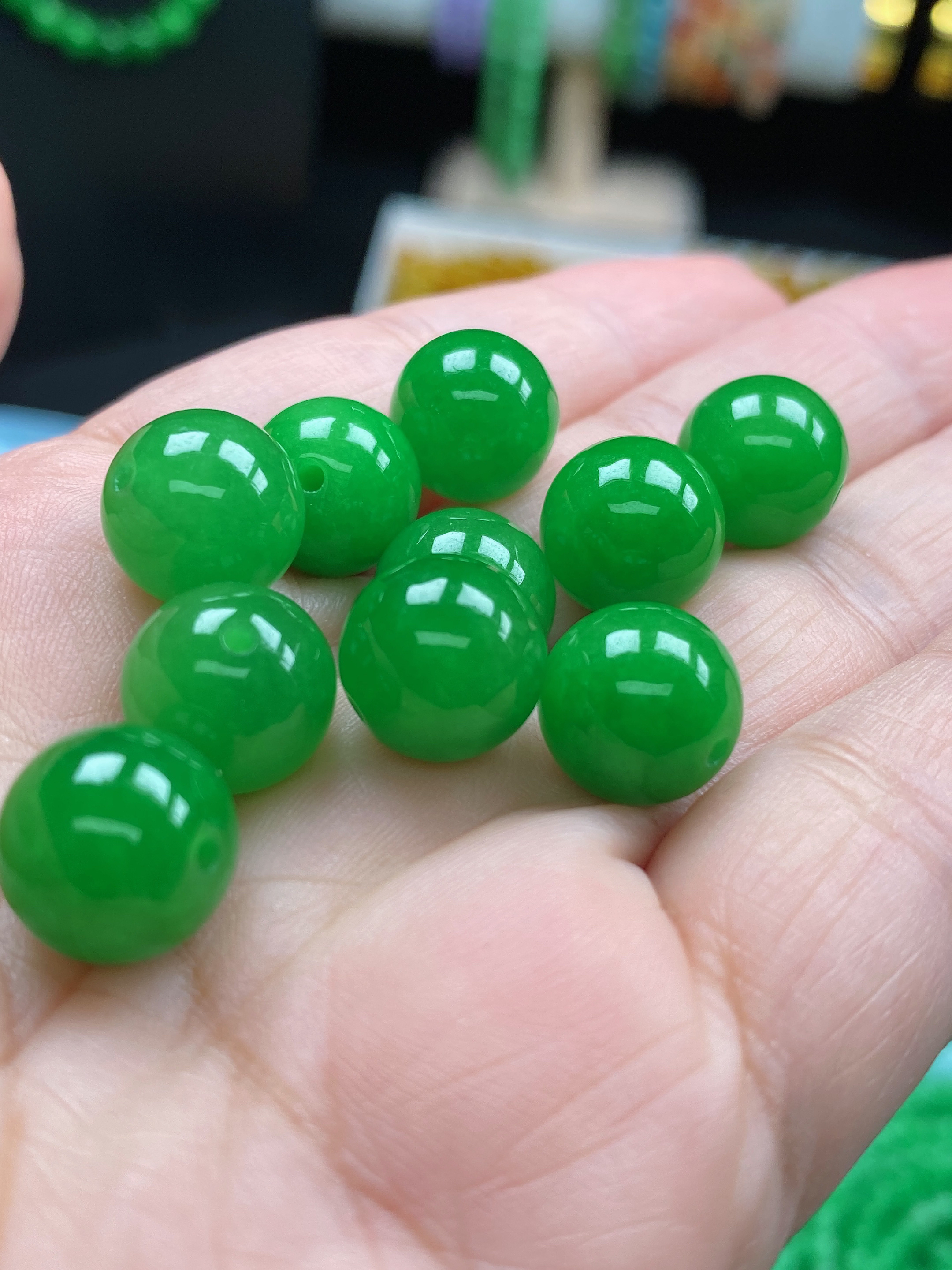 卡12天然缅A冰阳绿圆珠散珠-多样性发一颗