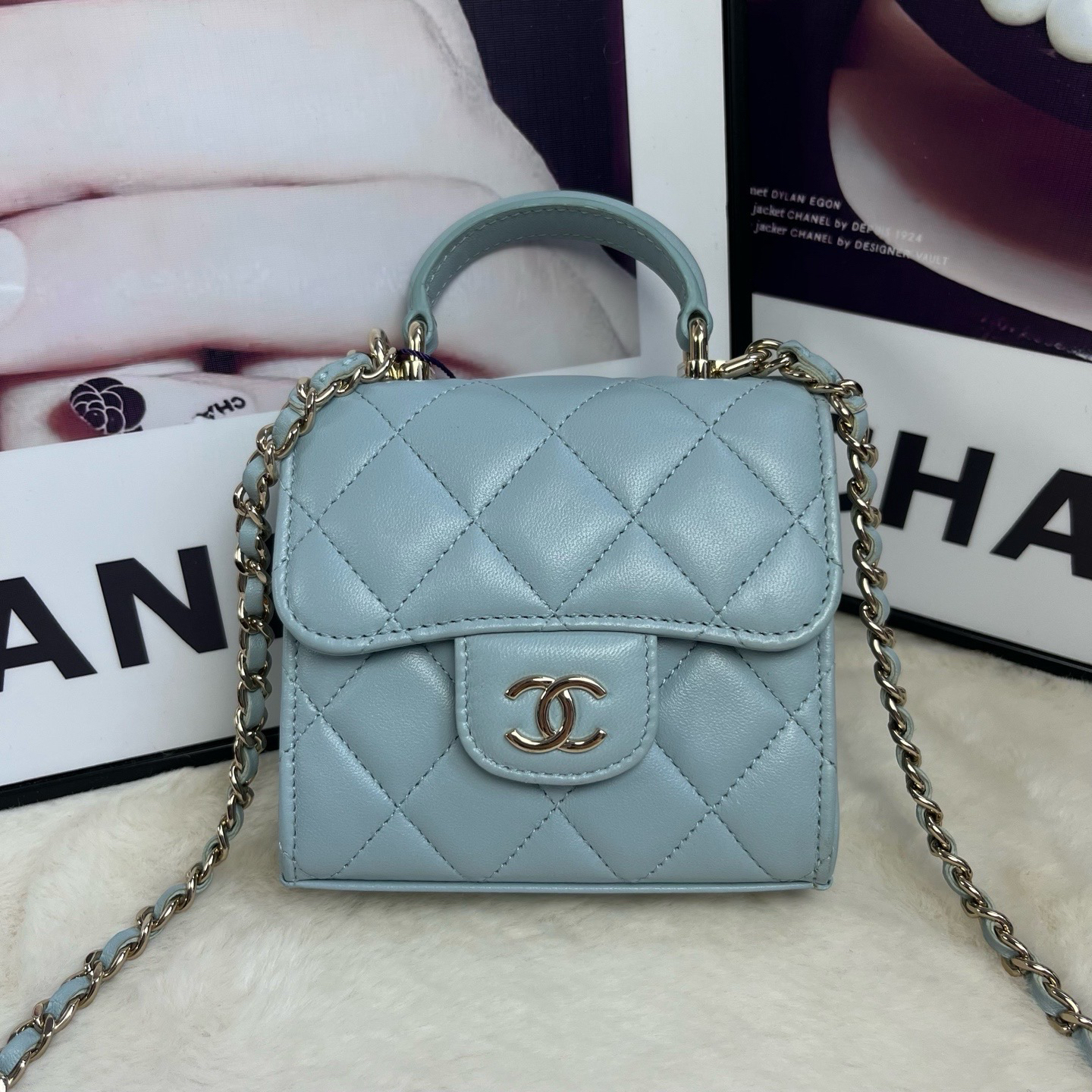 95新 Chanel/香奈儿 22p婴儿蓝手柄小包