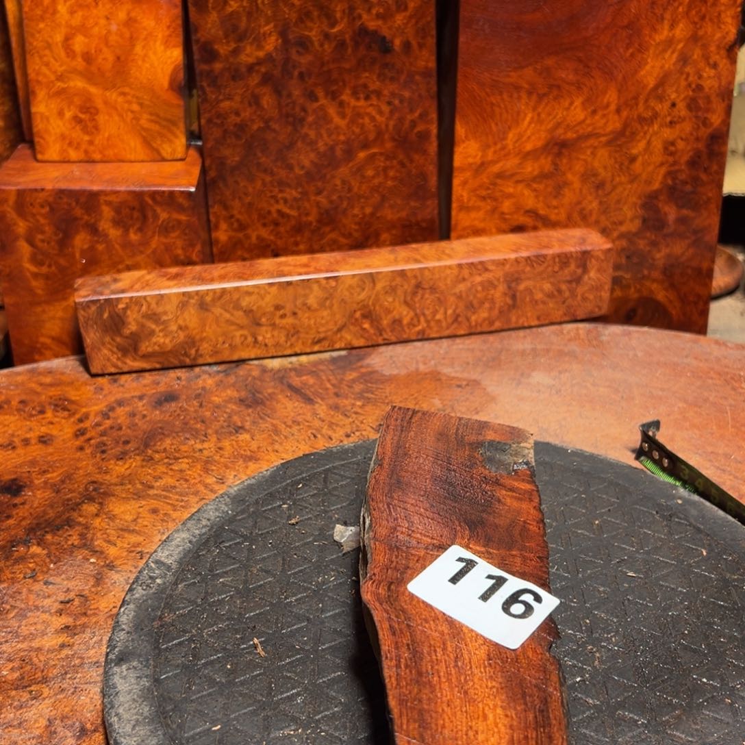 艸***烎大果紫檀（缅甸花梨）