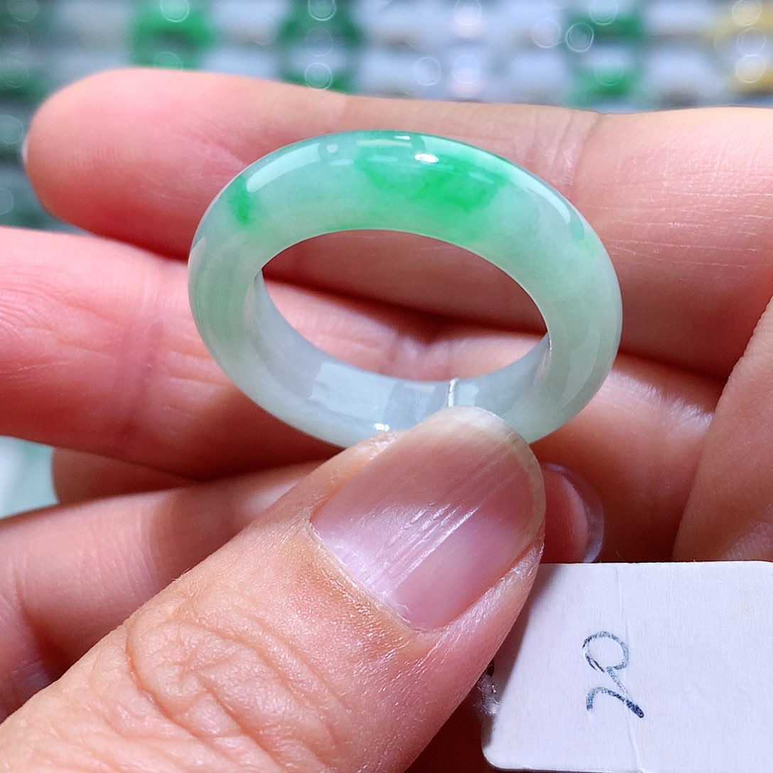 翡翠戒指未镶嵌20号