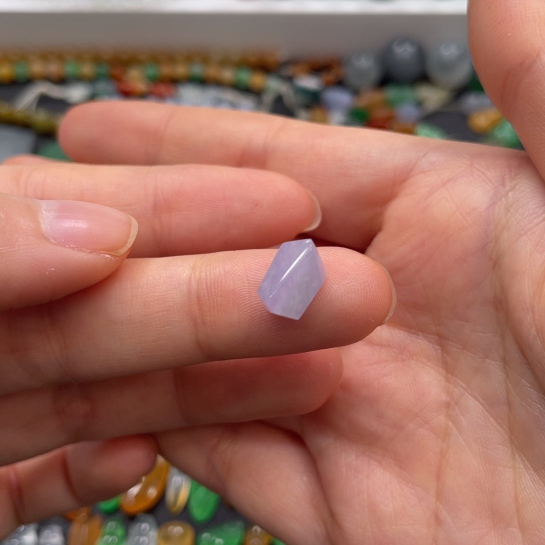 翡翠裸石缅甸翡翠天然翡翠