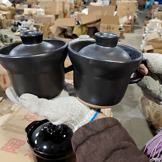 绿泥盘子碗茶壶啥都有