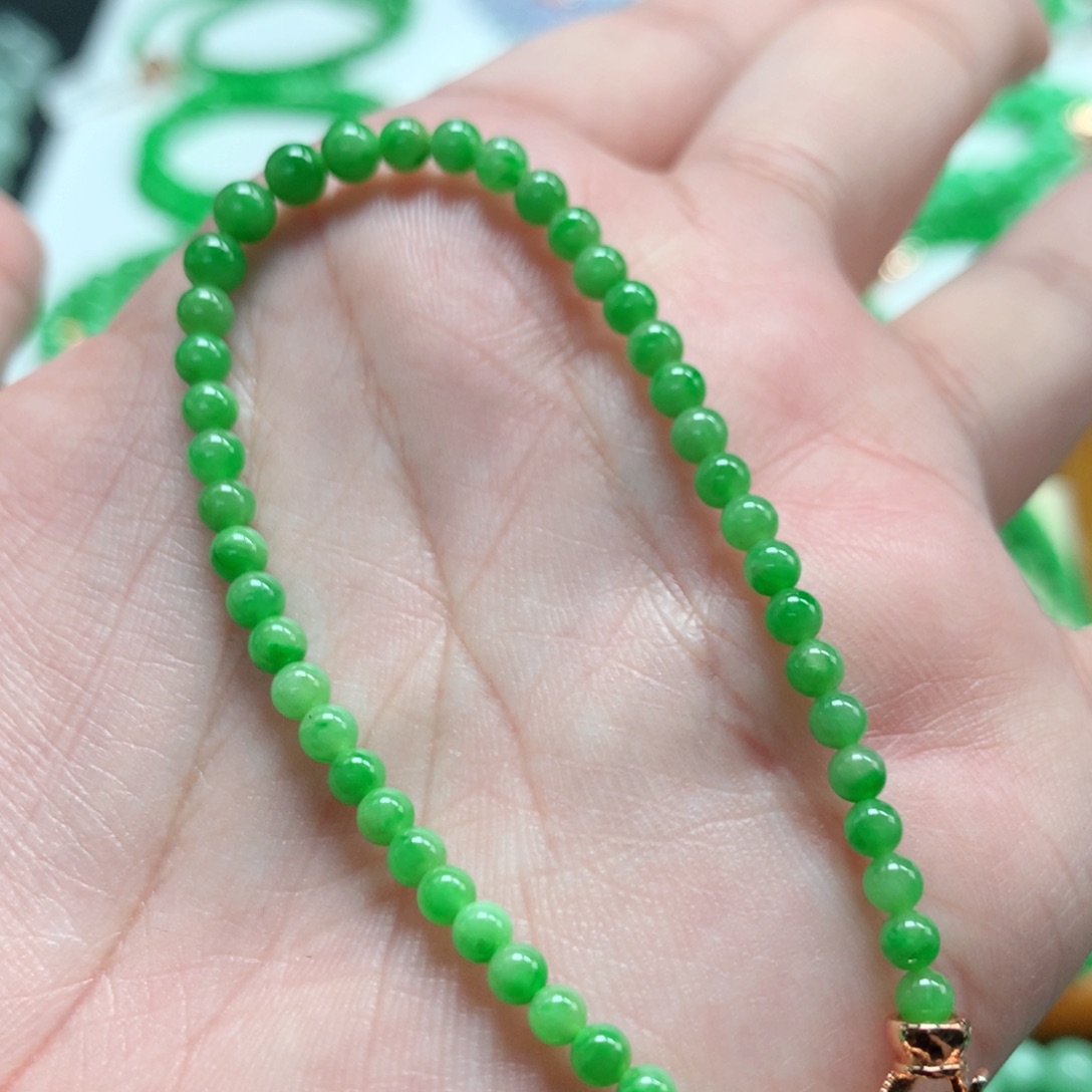 翡翠未镶嵌手链翡翠