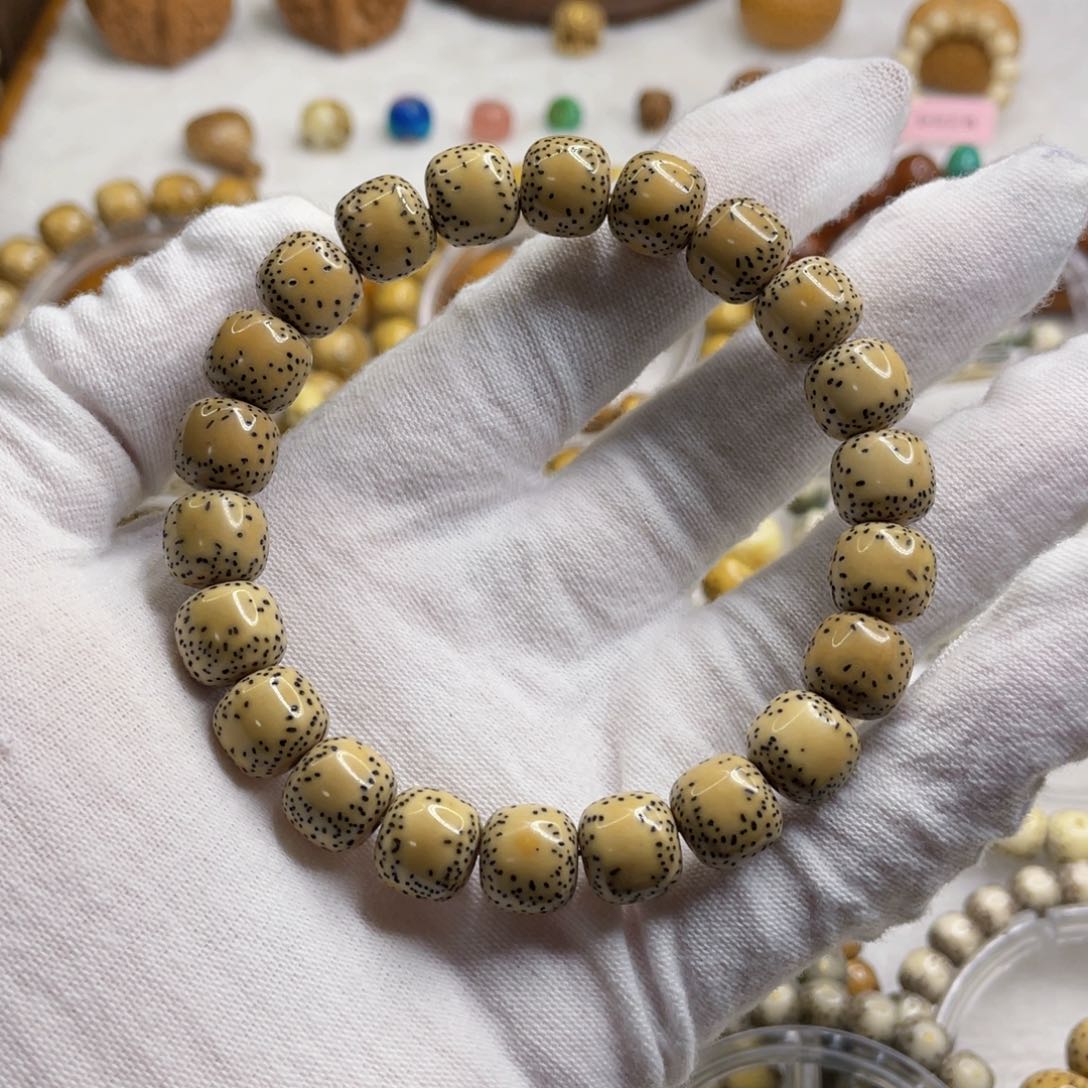 星月菩提手串10/9石玉