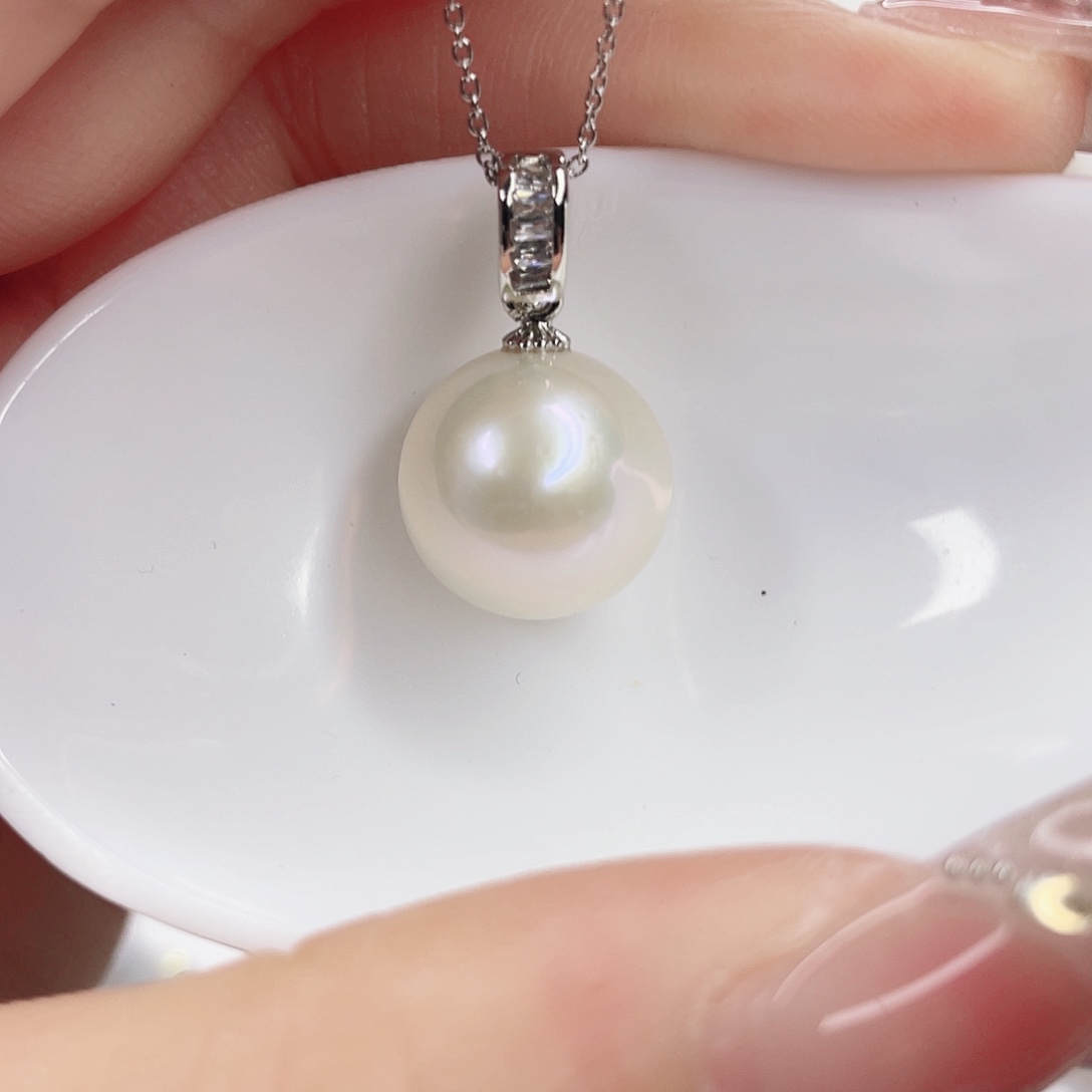 淡水珍珠吊坠(赠链)未镶嵌