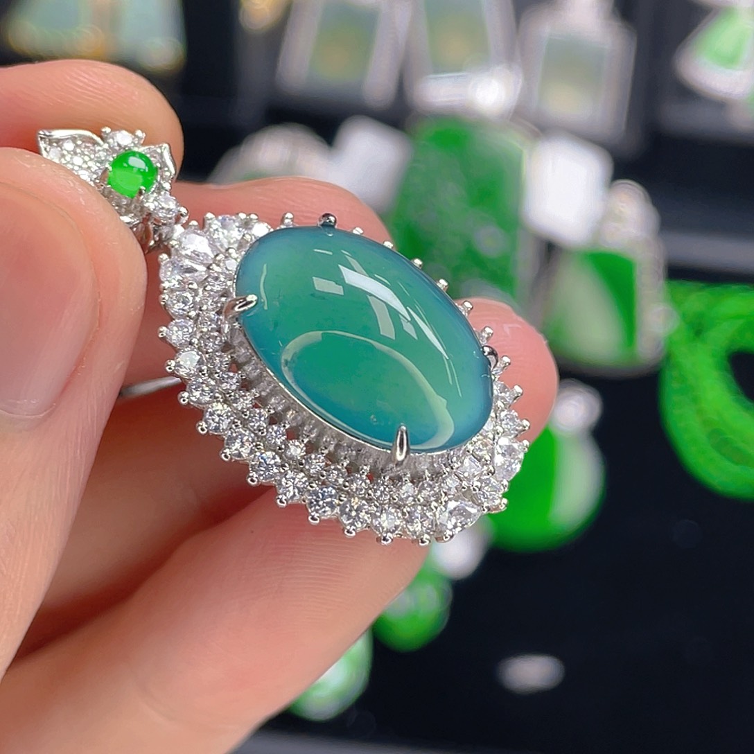 翡翠吊坠(不含链)未镶嵌