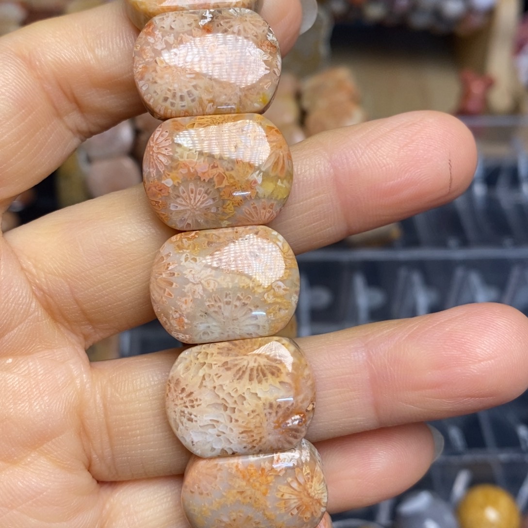 硅化玉未镶嵌手链