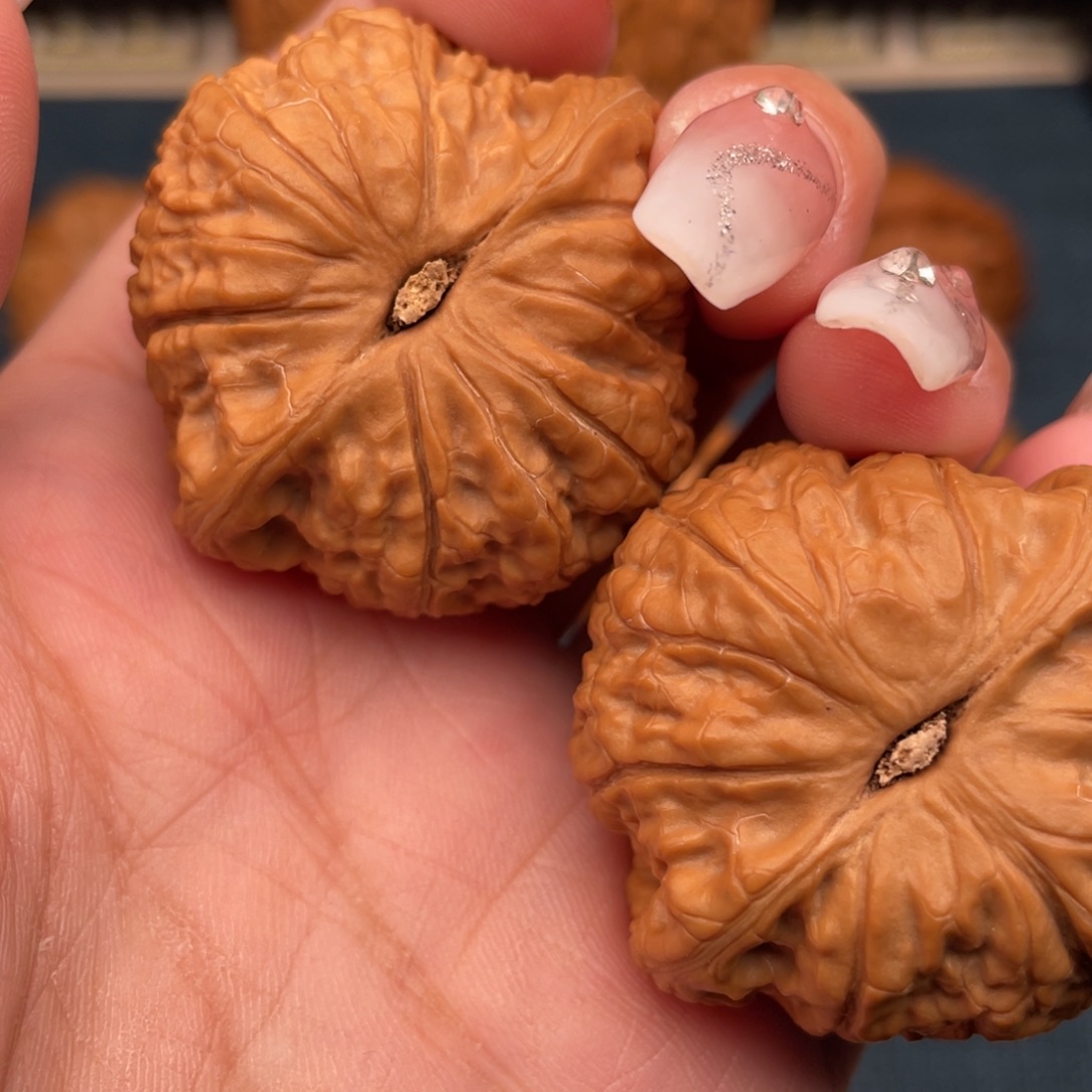 一***斤文玩核桃吊坠41全品乾隆磨。