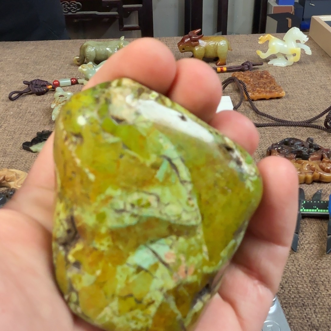 和田玉（糖玉）未镶嵌珠宝半成品