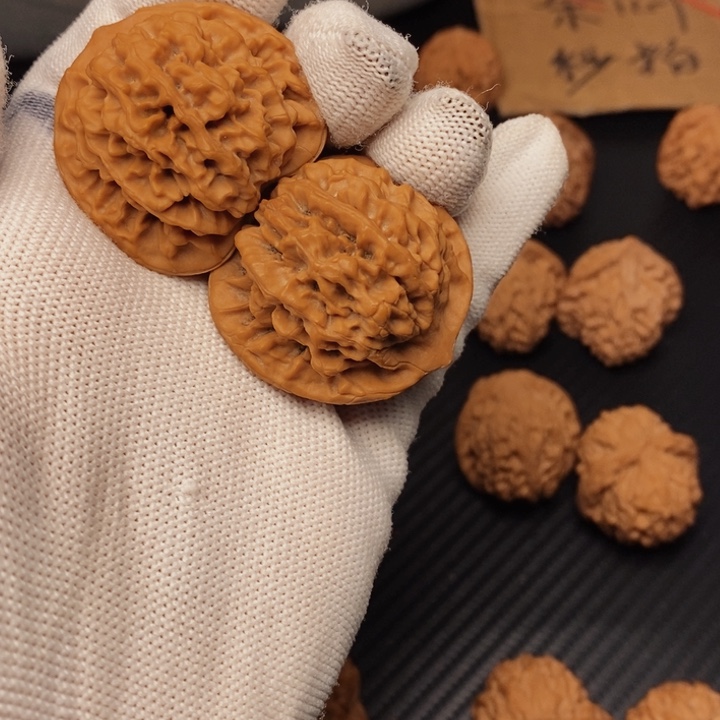 把件文玩核桃吉*秦岭秦闷