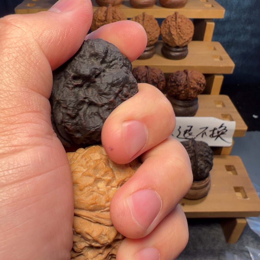 文玩核桃吊坠包罗万象44mm