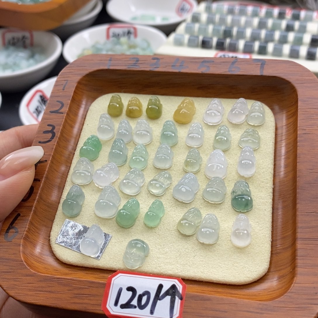 翡翠未镶嵌颈饰120一个可挑