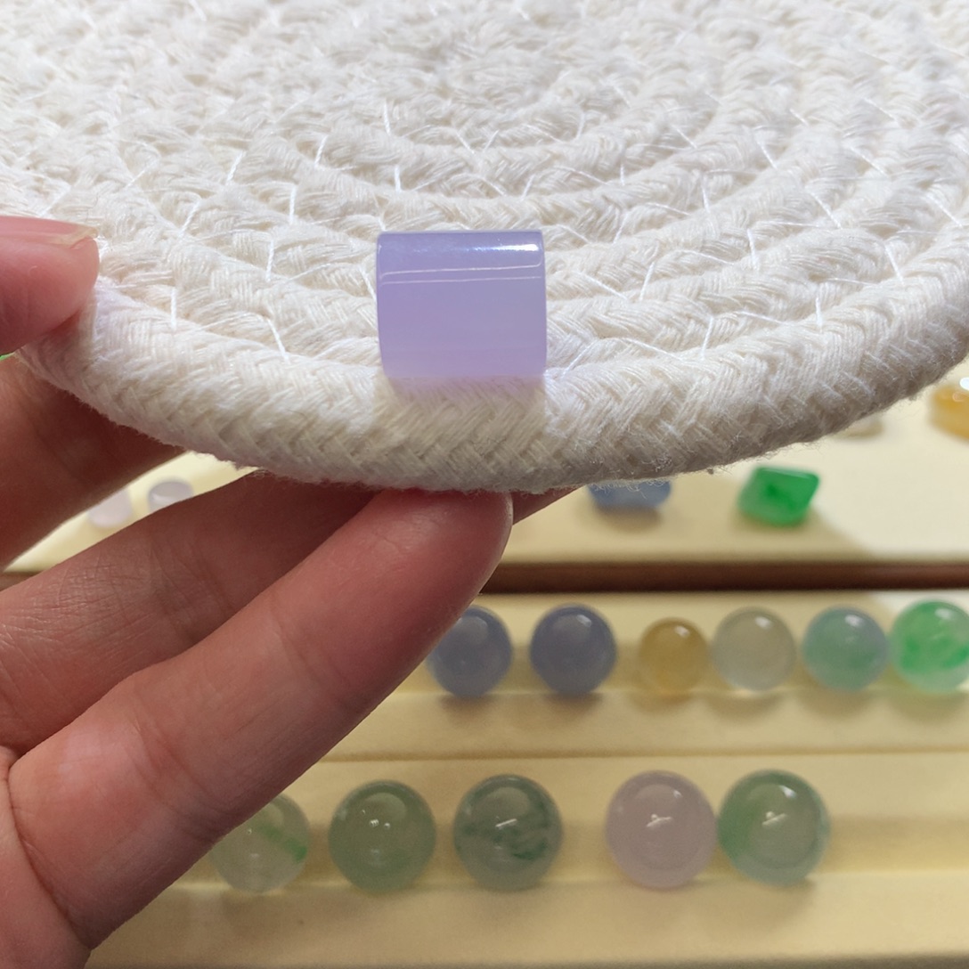 定制翡翠未镶嵌13mm冰玫粉桶珠