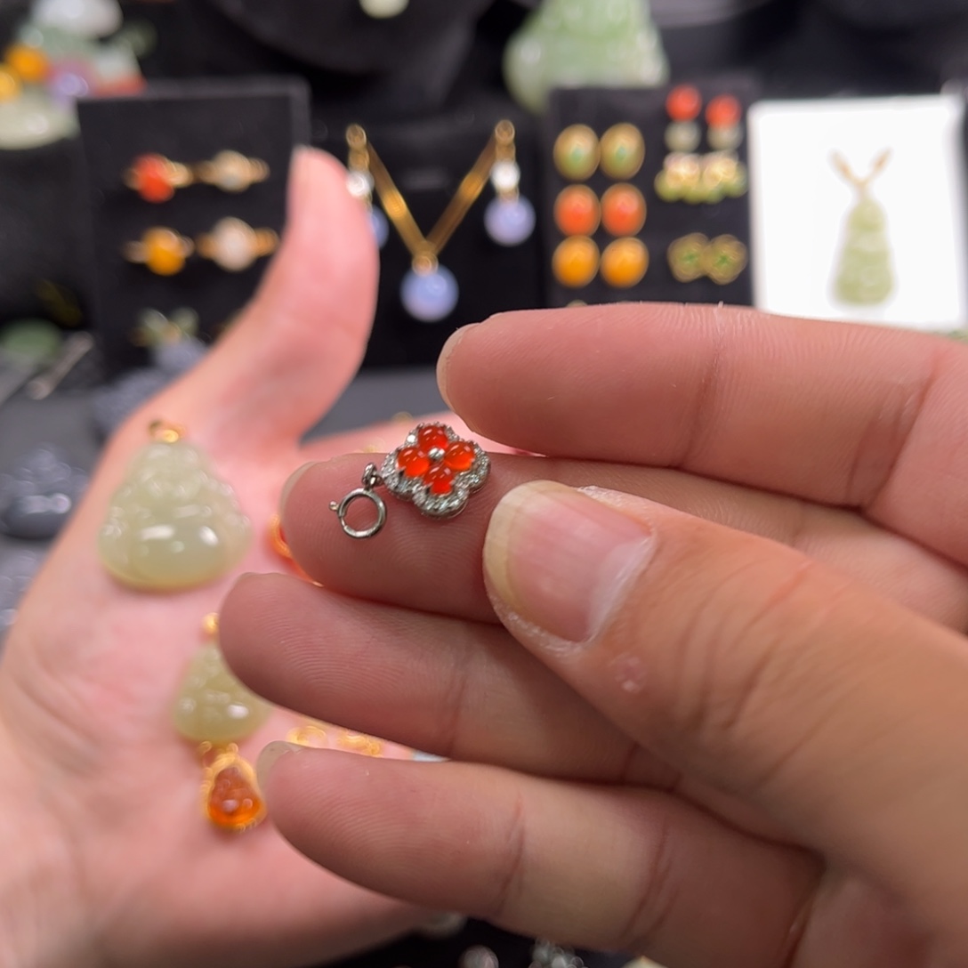 银S925镶嵌颈饰玛瑙/玉髓