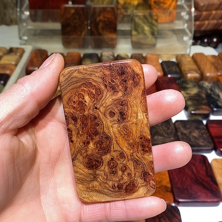 林***人香榧木木质哈把玩件55888