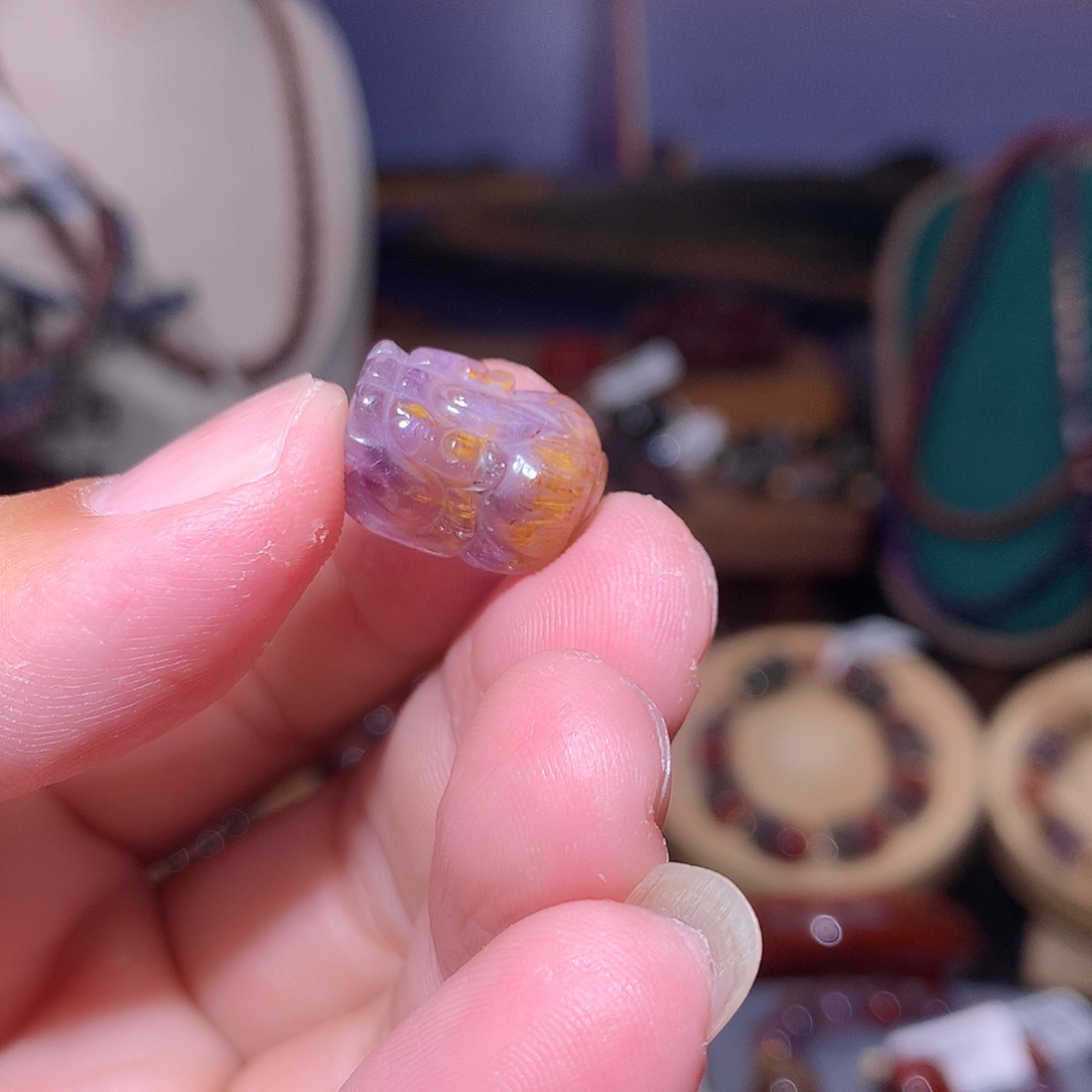 蒨***）未镶嵌珠宝半成品水晶紫钛貔貅单颗