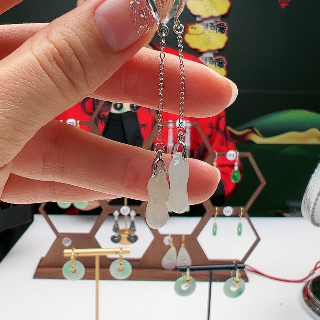 翡翠耳饰银S925镶嵌天然翡翠耳饰银s925镶嵌