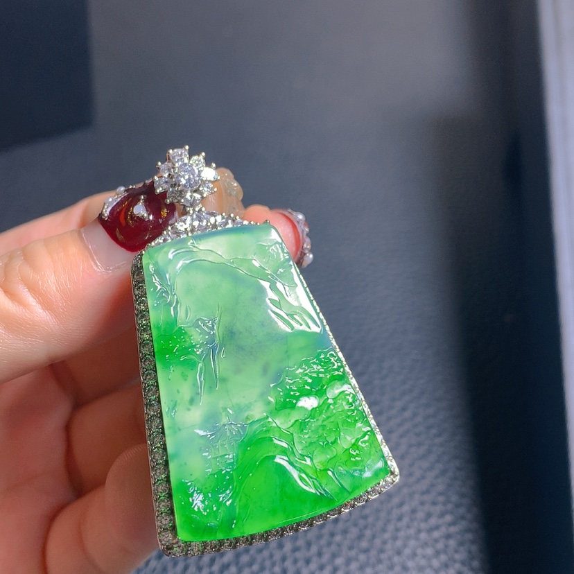 【闪购商品】翡翠吊坠(不含链)银S925镶嵌