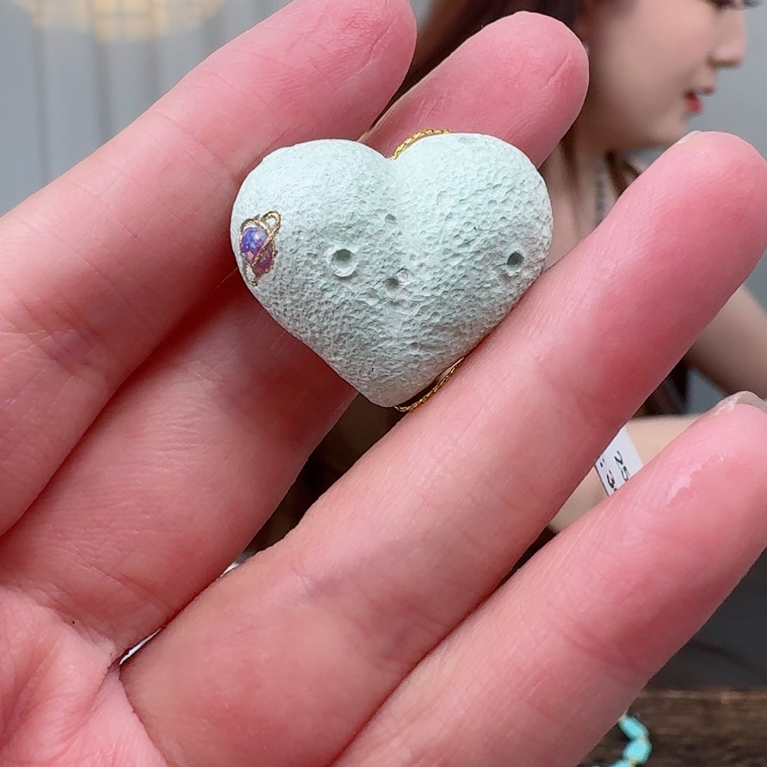 未镶嵌绿松石珠宝奇石