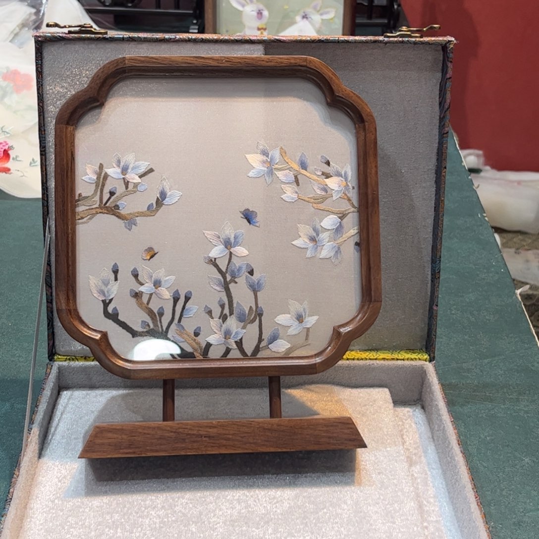 织绣纯手工制作方法将材料