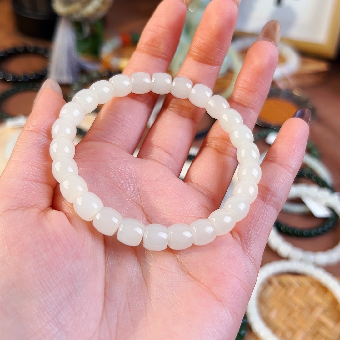 @****和田玉未镶嵌手串