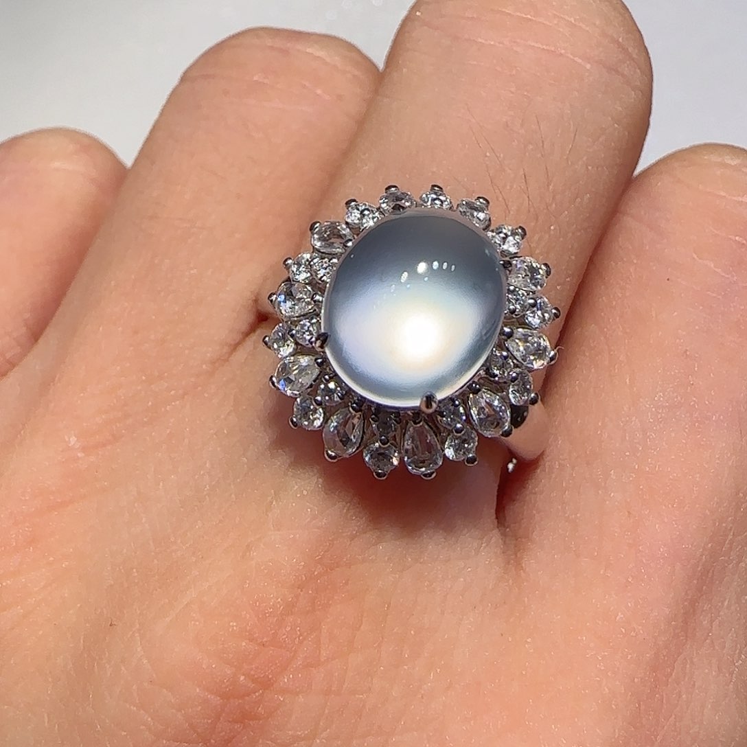 翡翠戒指18K金镶嵌戒指