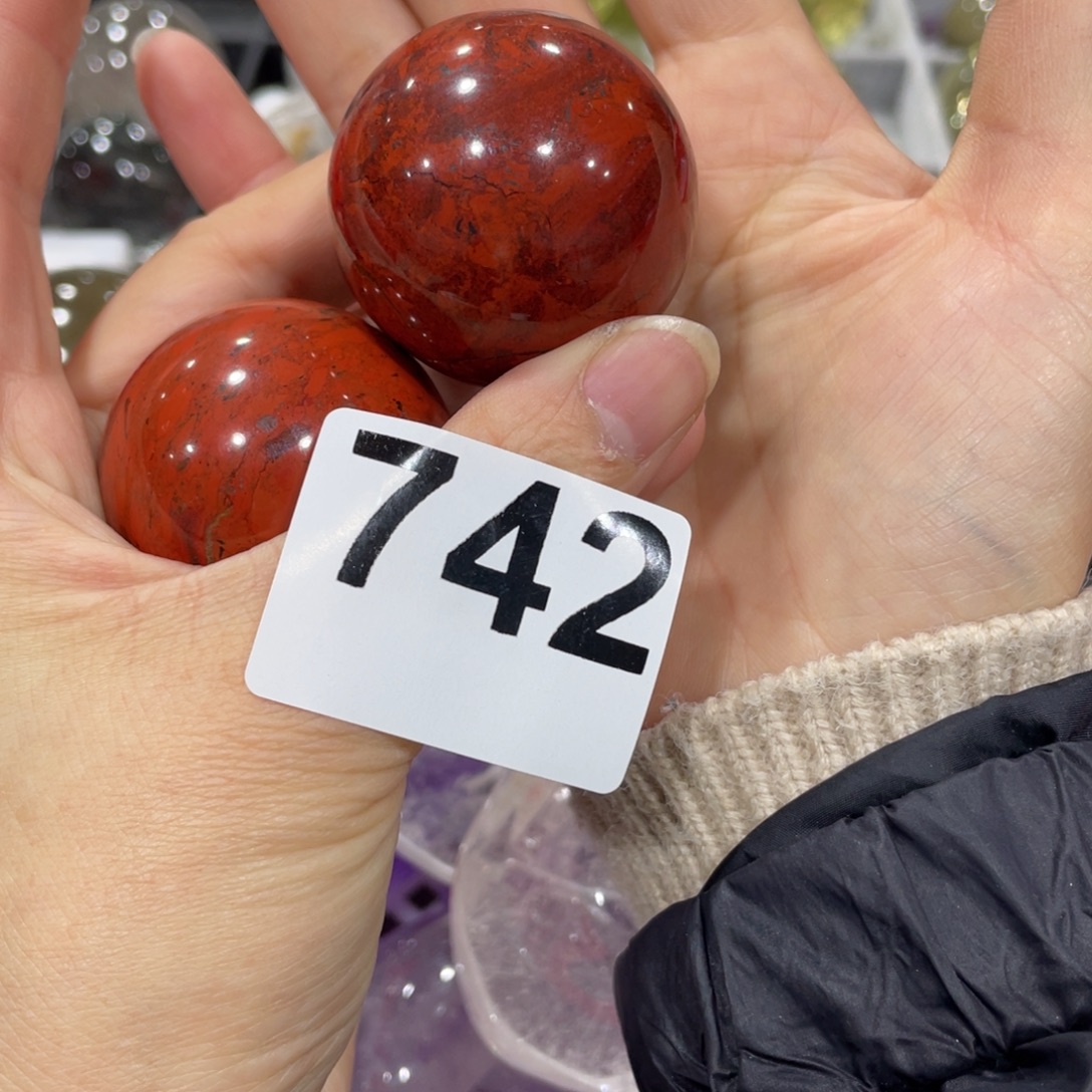 水晶未镶嵌珠宝半成品2个