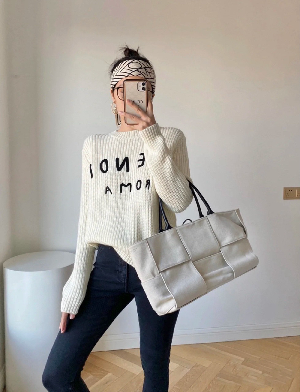 99新 FENDI/芬迪 米白色logo毛衣 38码 01709